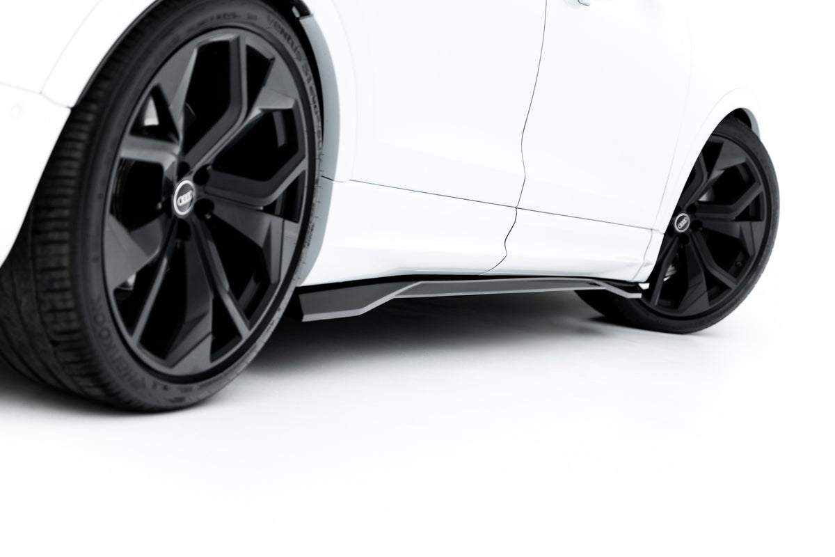 Set of Prepreg Carbon Splitters suitable for Audi RSQ8 Mk1