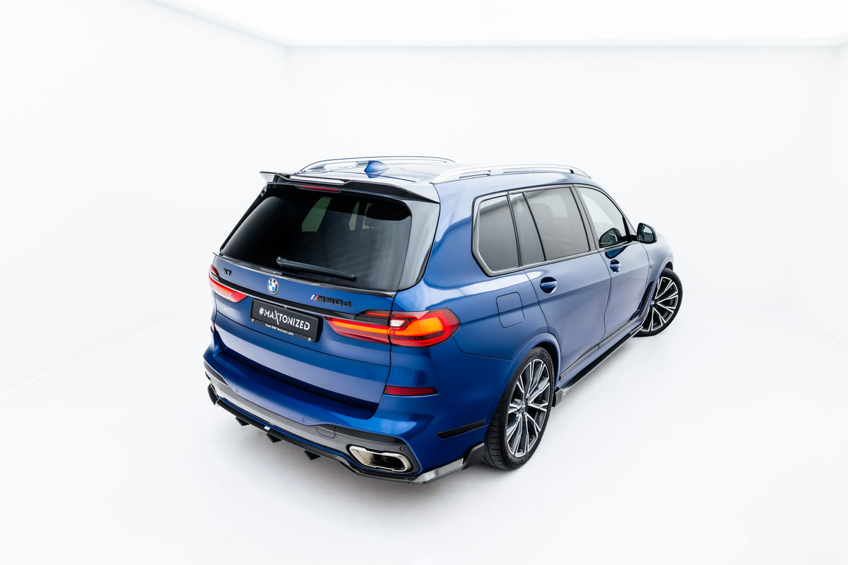 Set of Prepreg Carbon Splitters suitable for BMW X7 M-Pack G07
