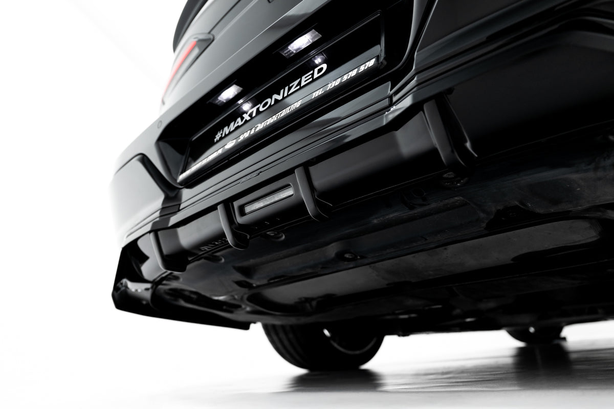 Set of Splitters V.2 suitable for BMW 740d / 740i  M-Pack G70