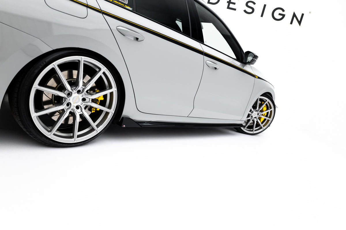 Set of Splitters V.2 suitable for Skoda Octavia RS Combi Mk4