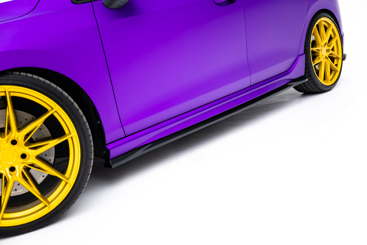 Set of Splitters V.2 suitable for Volkswagen Golf R Hatchback Mk8 Facelift