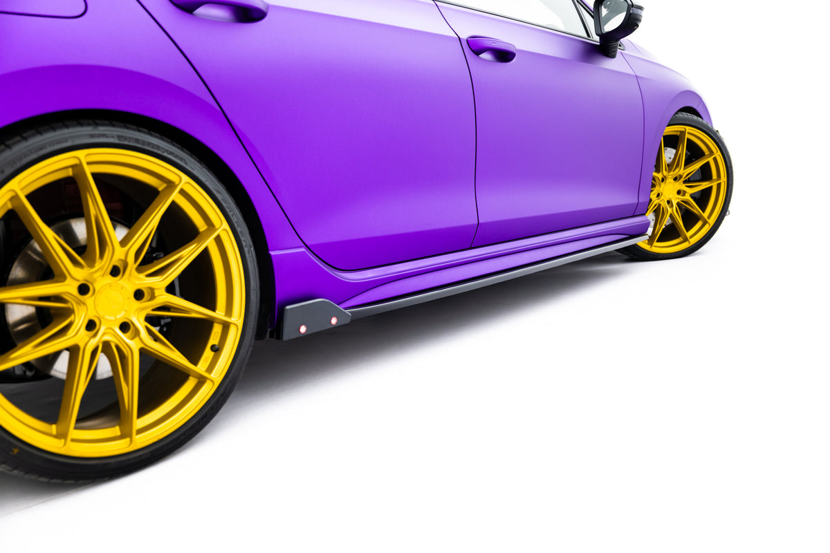 Set of Splitters V.4 suitable for Volkswagen Golf R Hatchback Mk8 Facelift