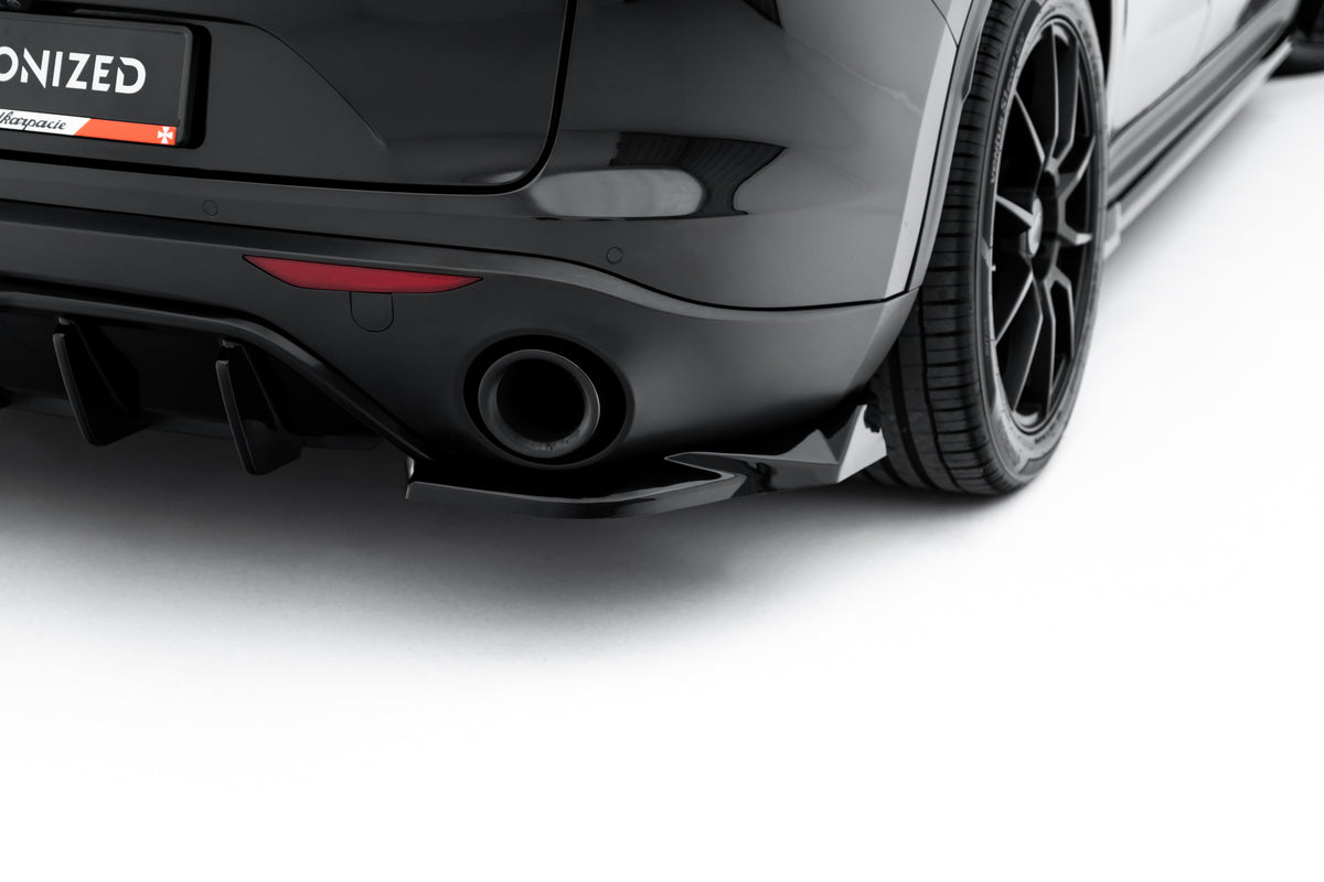 Set of Splitters suitable for Alfa Romeo Stelvio Mk1