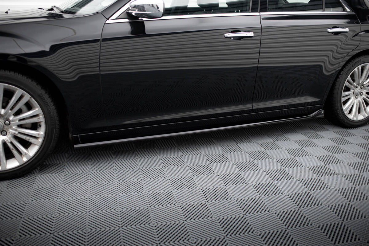 Set of Splitters suitable for Chrysler 300 Mk2
