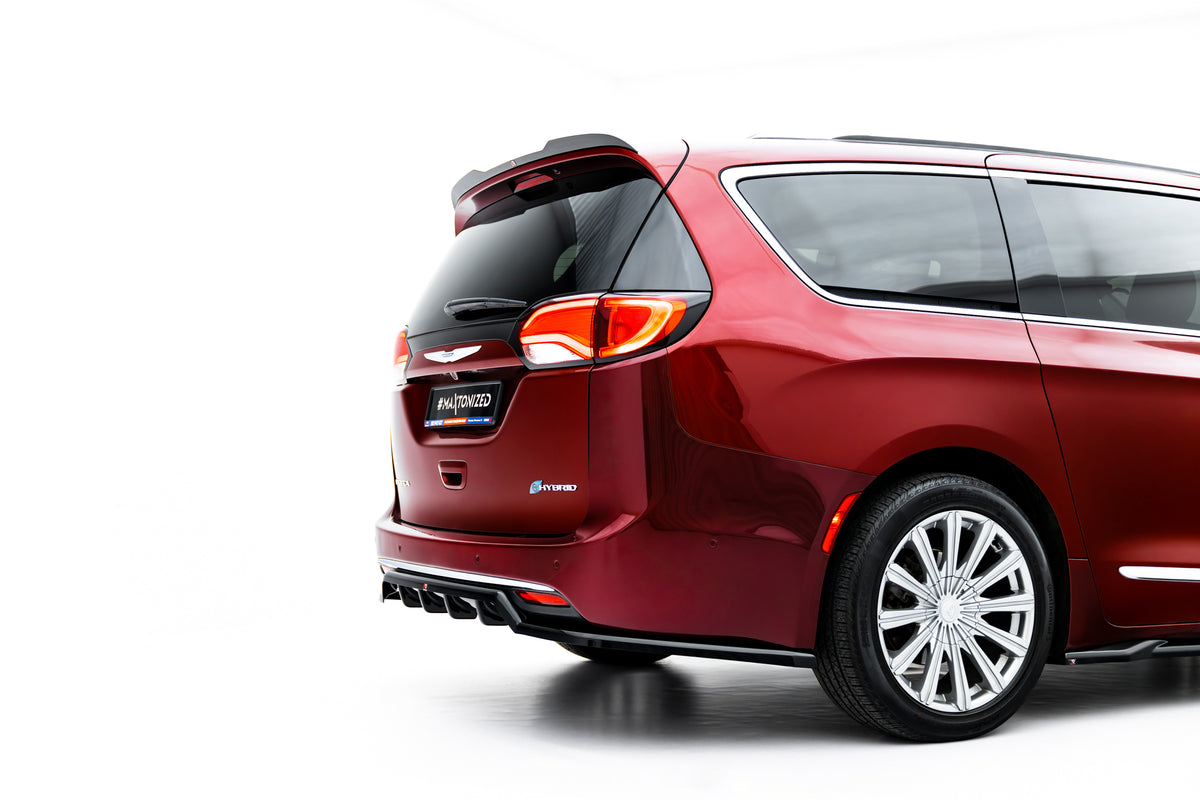 Set of Splitters suitable for Chrysler Pacifica Mk2