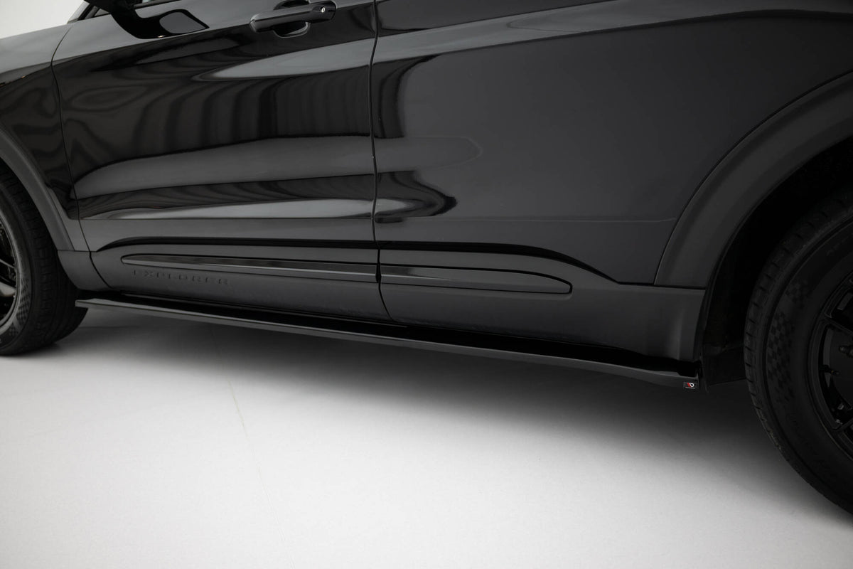 Set of Splitters suitable for Ford Explorer XLT Mk6