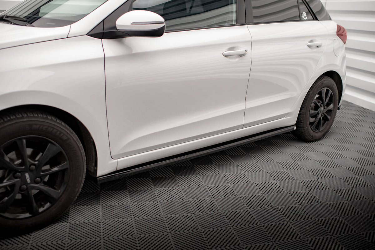 Set of Splitters suitable for Hyundai I20 Mk2 Facelift