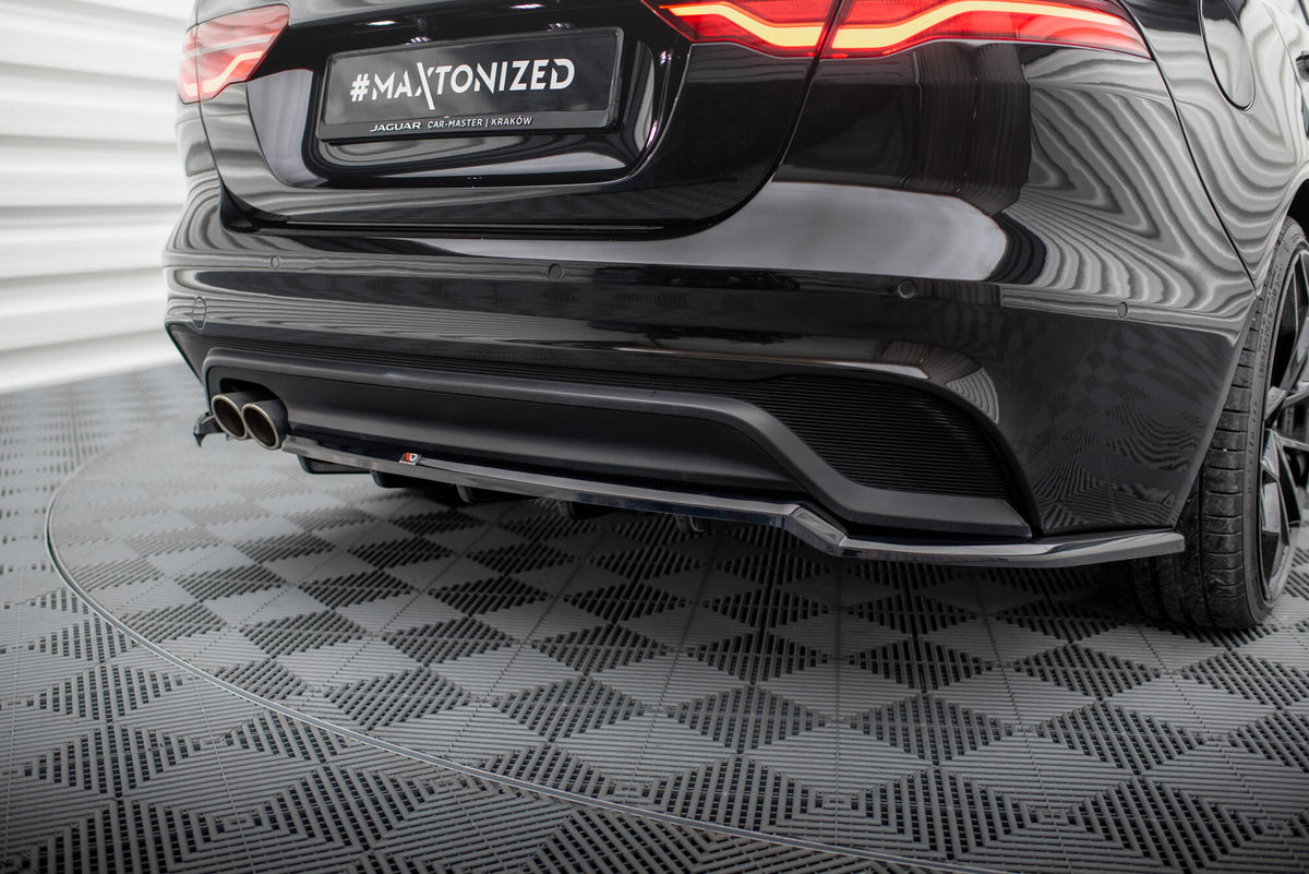 Set of Splitters suitable for Jaguar XE X760 Facelift