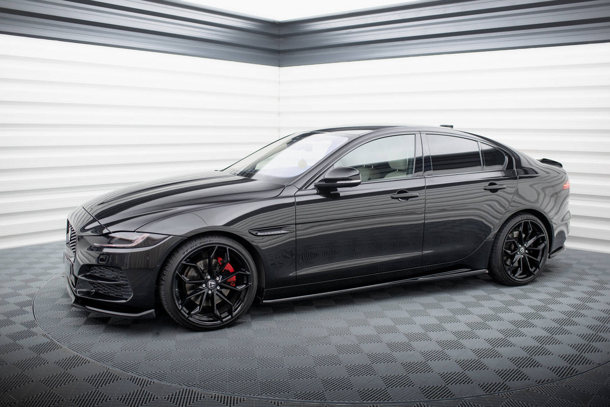 Set of Splitters suitable for Jaguar XE X760 Facelift