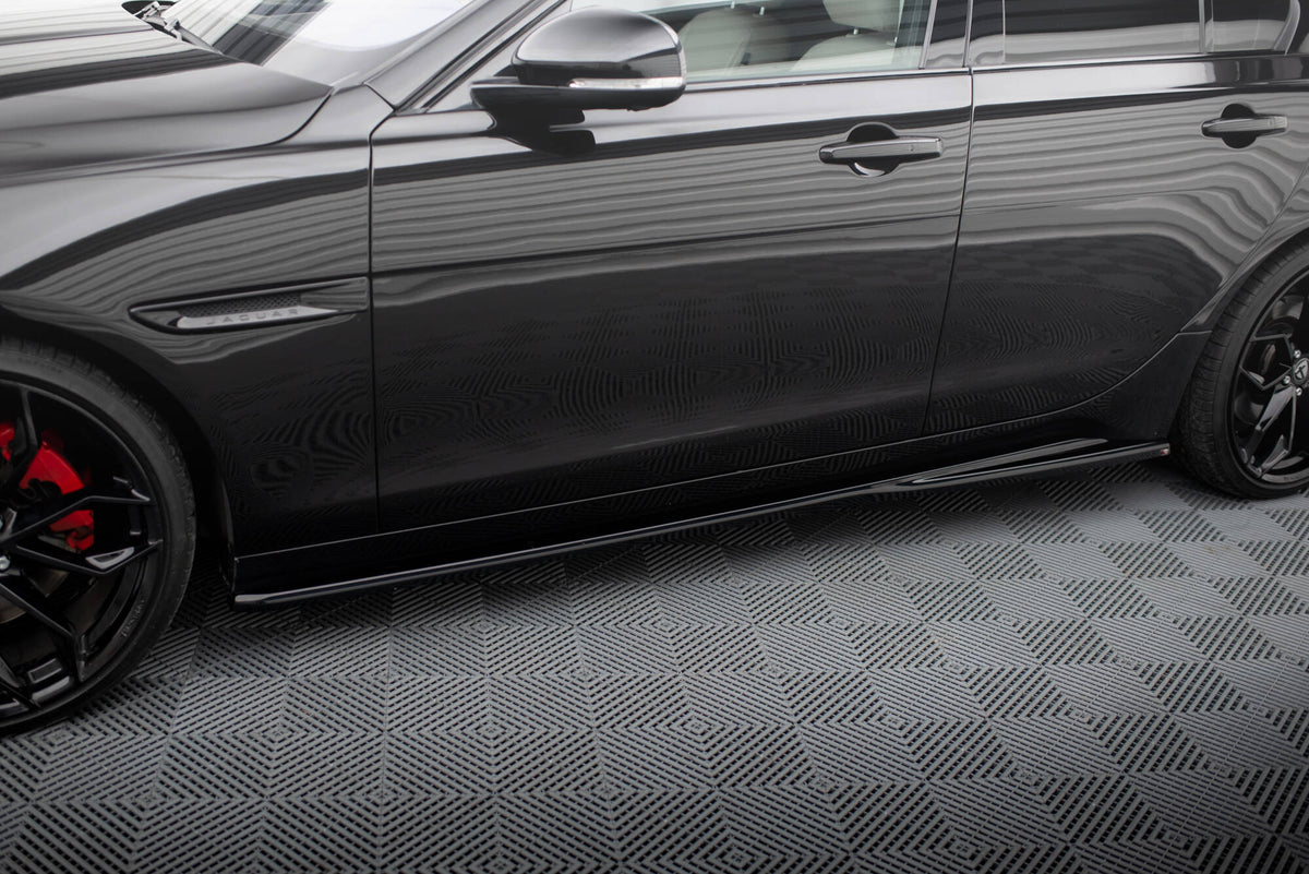 Set of Splitters suitable for Jaguar XE X760 Facelift