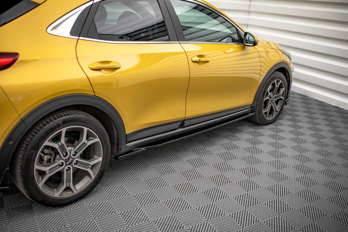 Set of Splitters suitable for Kia XCeed Mk1