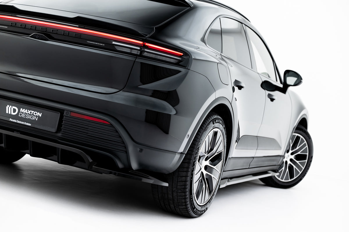 Set of Splitters suitable for Porsche Macan EV Mk1