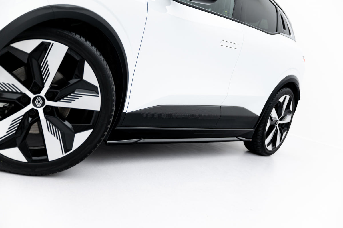 Set of Splitters suitable for Renault Megane E-Tech Electric Mk1