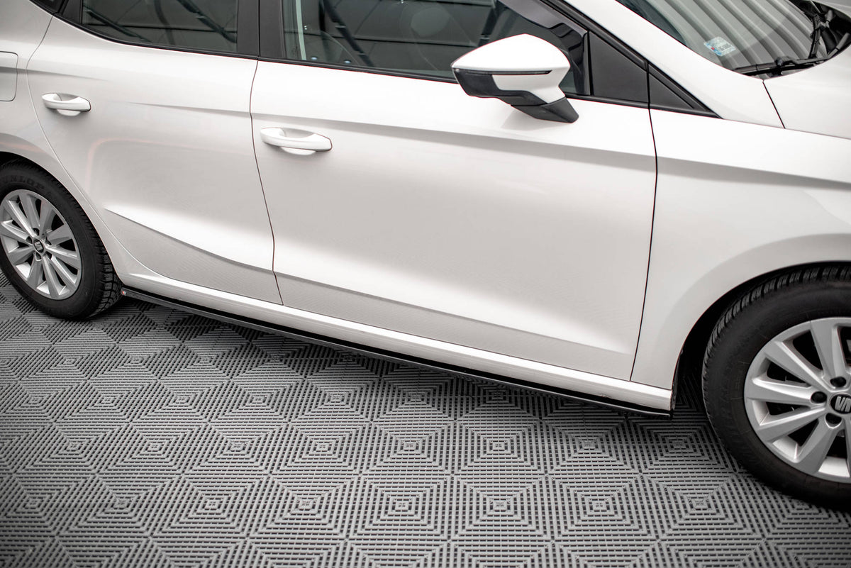 Set of Splitters suitable for Seat Ibiza FR/ Standard Mk5