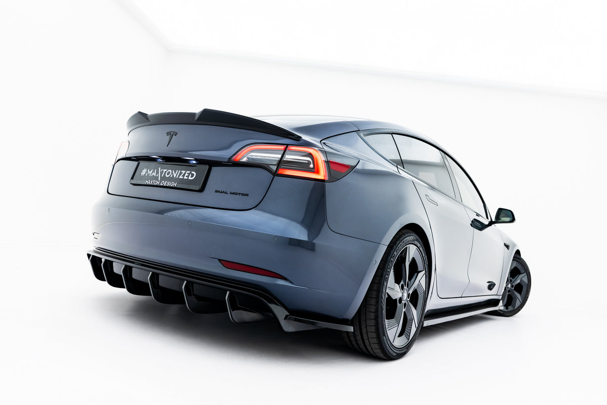 Set of Splitters suitable for Tesla Model 3