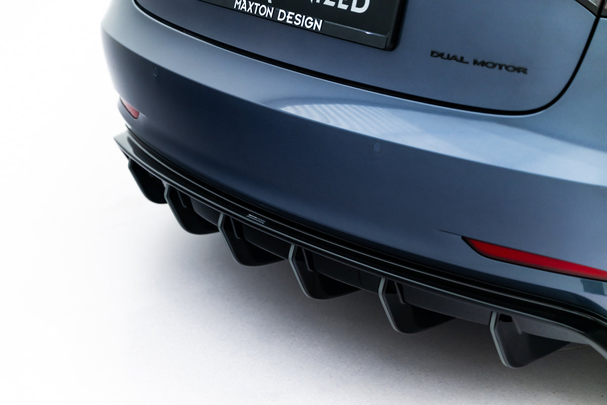 Set of Splitters suitable for Tesla Model 3