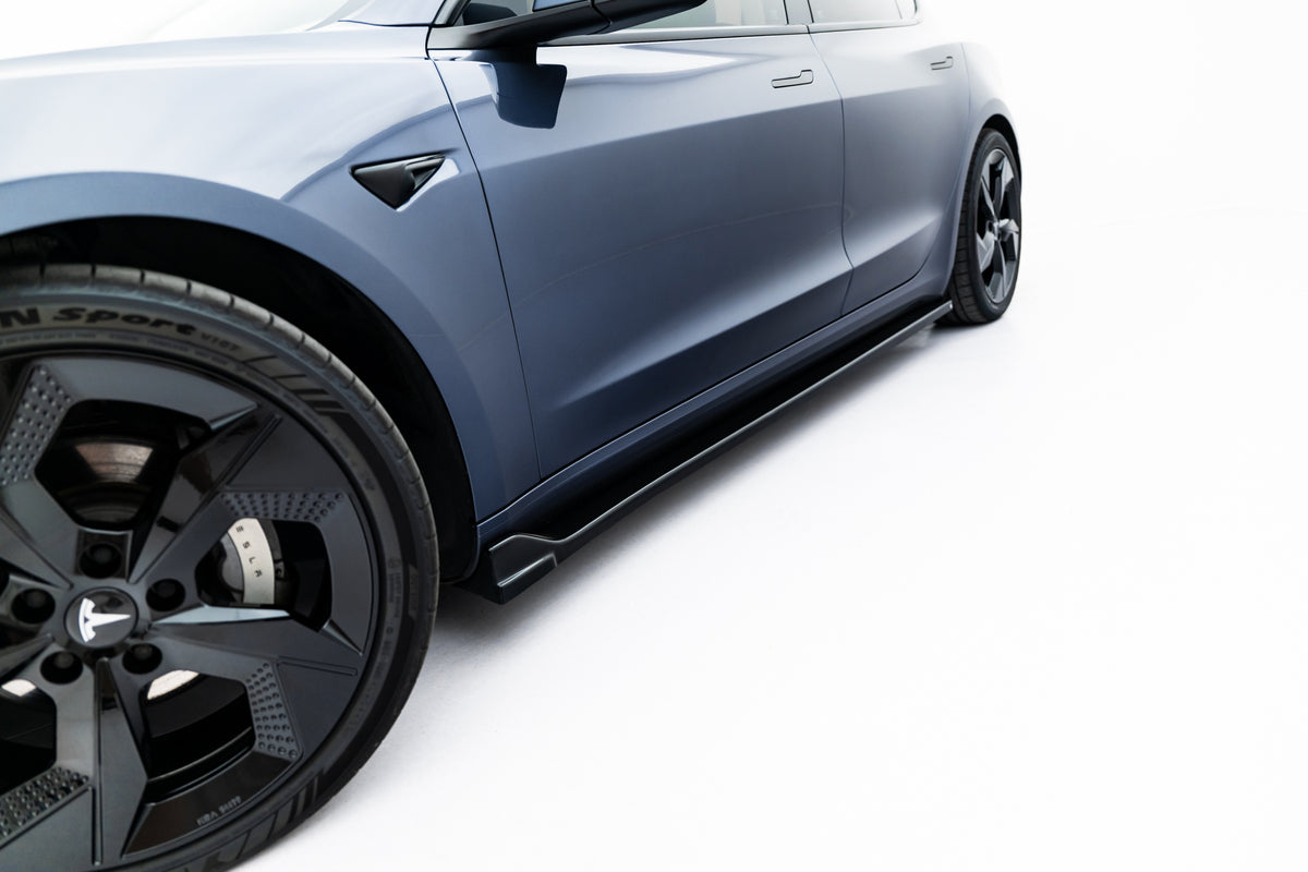 Set of Splitters suitable for Tesla Model 3