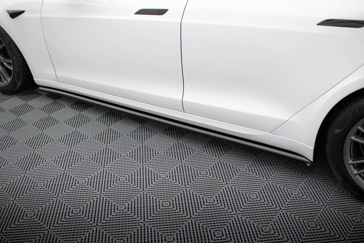Set of Splitters suitable for Tesla Model S Plaid Mk1 Facelift