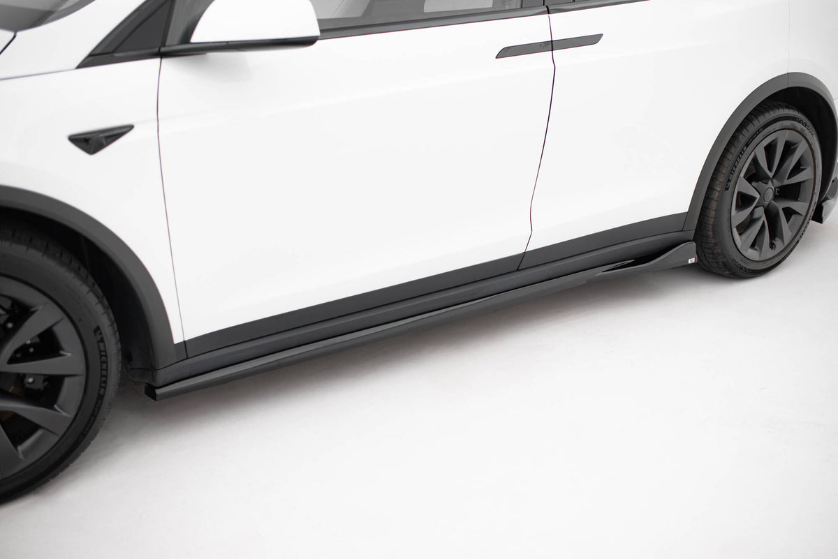 Set of Splitters suitable for Tesla Model X Mk1 Facelift