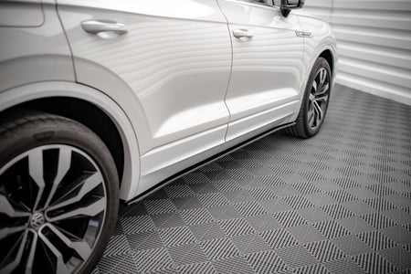 Set of Splitters suitable for Volkswagen Touareg R-Line Mk3