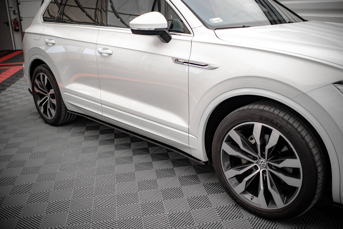 Set of Splitters suitable for Volkswagen Touareg R-Line Mk3