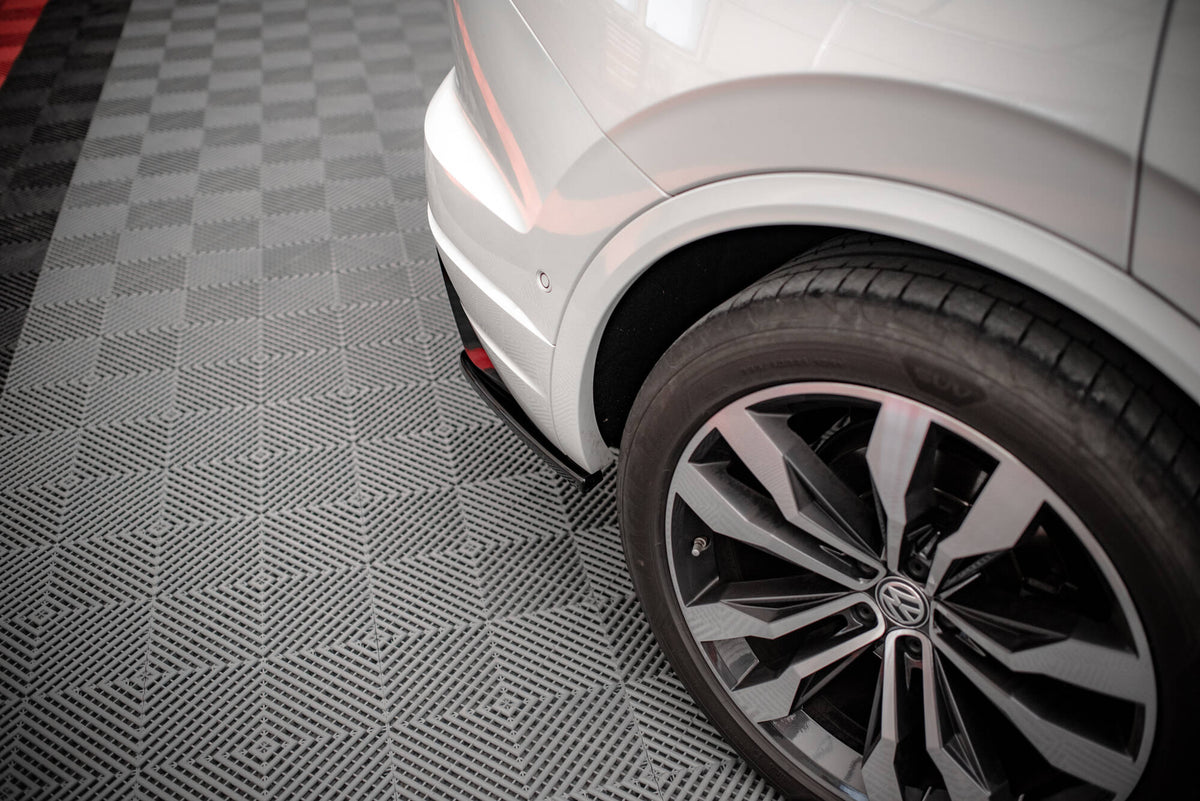 Set of Splitters suitable for Volkswagen Touareg R-Line Mk3