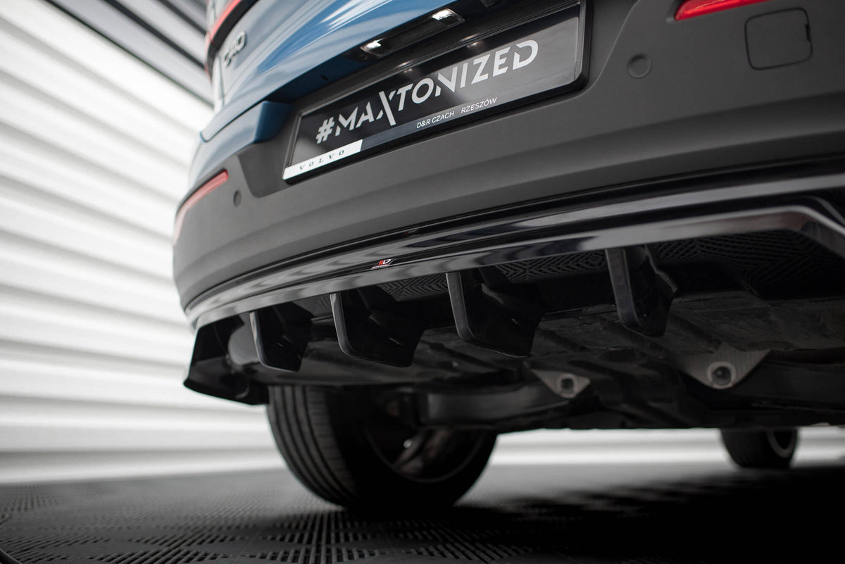 Set of Splitters suitable for Volvo C40 Mk1