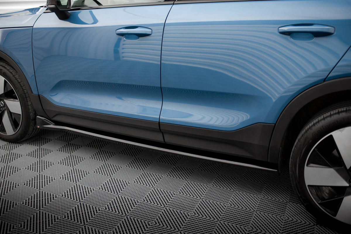 Set of Splitters suitable for Volvo C40 Mk1