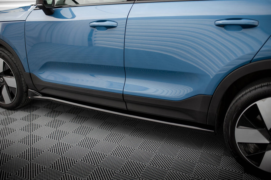 Set of Splitters suitable for Volvo C40 Mk1