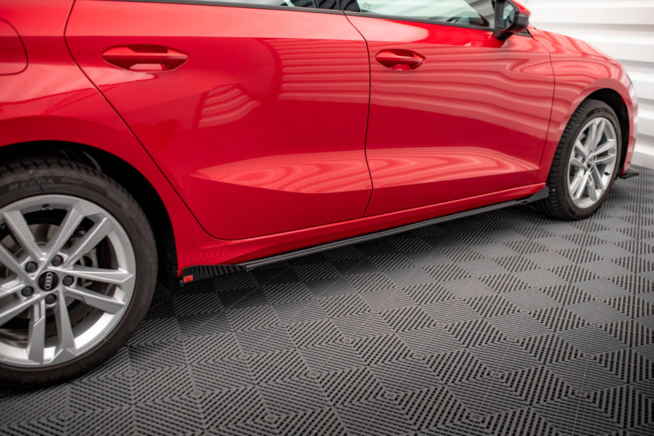 Side Flaps suitable for Audi A3 8Y