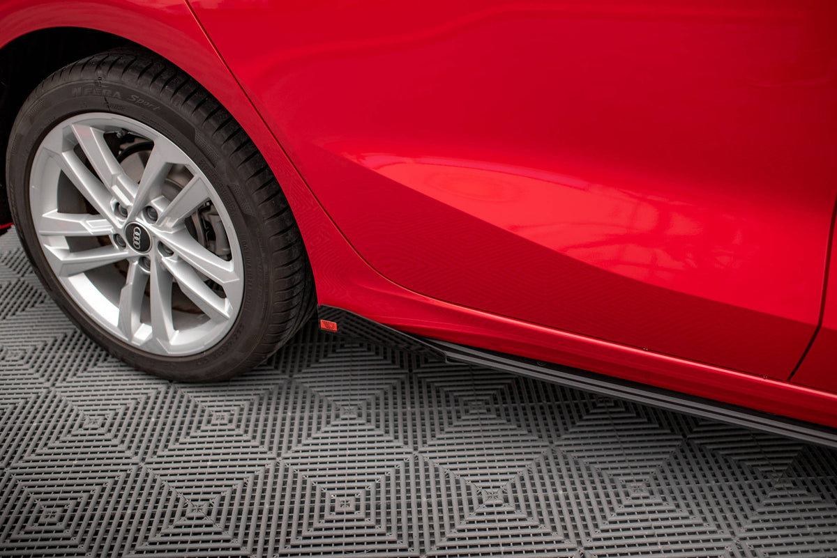 Side Flaps suitable for Audi A3 8Y