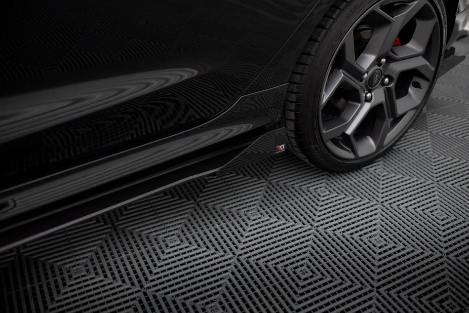 Side Flaps suitable for Ford Fiesta ST / ST-Line Mk8