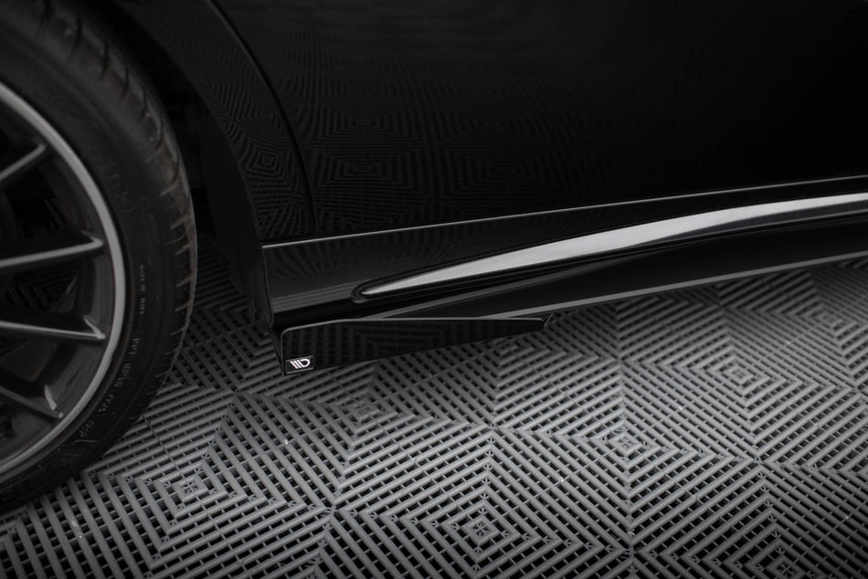 Side Flaps suitable for Mercedes-Benz A AMG-Line W176 Facelift