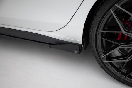 Side Flaps suitable for Volkswagen Golf GTI / GTE / GTI Clubsport / R-Line Mk8