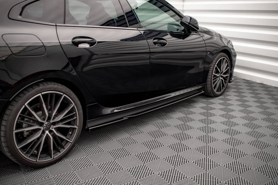 Side Skirts Diffusers V.1 suitable for BMW 2 Gran Coupe M-Pack / M235i F44
