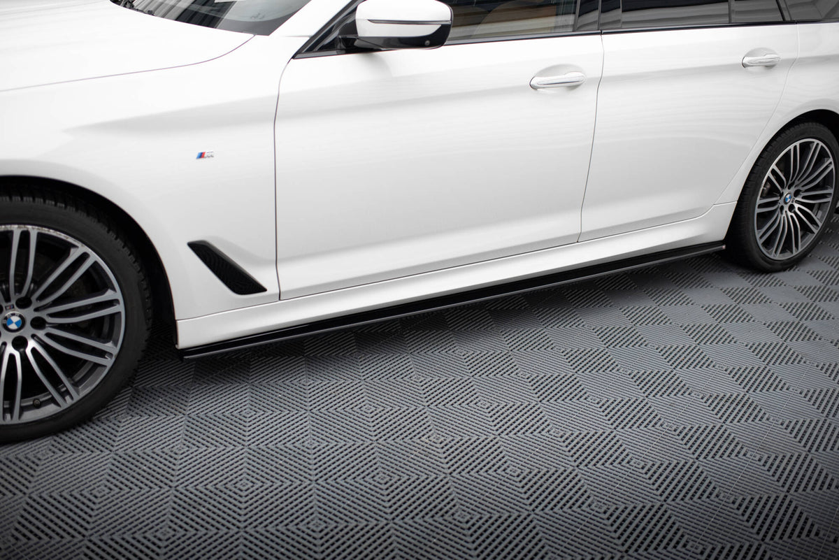 Side Skirts Diffusers V.1 suitable for BMW 5 M-Pack / M550d / M550i G30/ G31