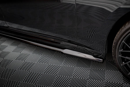 Side Skirts Diffusers V.1 suitable for BMW 740d xDrive M-pack / 740i xDrive M-Pack G70