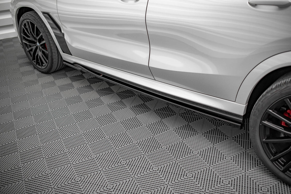 Side Skirts Diffusers V.1 suitable for BMW X6 M F96 / X6 M-Pack G06