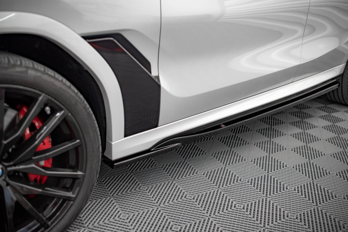 Side Skirts Diffusers V.1 suitable for BMW X6 M F96 / X6 M-Pack G06
