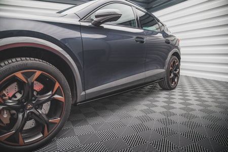 Side Skirts Diffusers V.1 suitable for Cupra Formentor