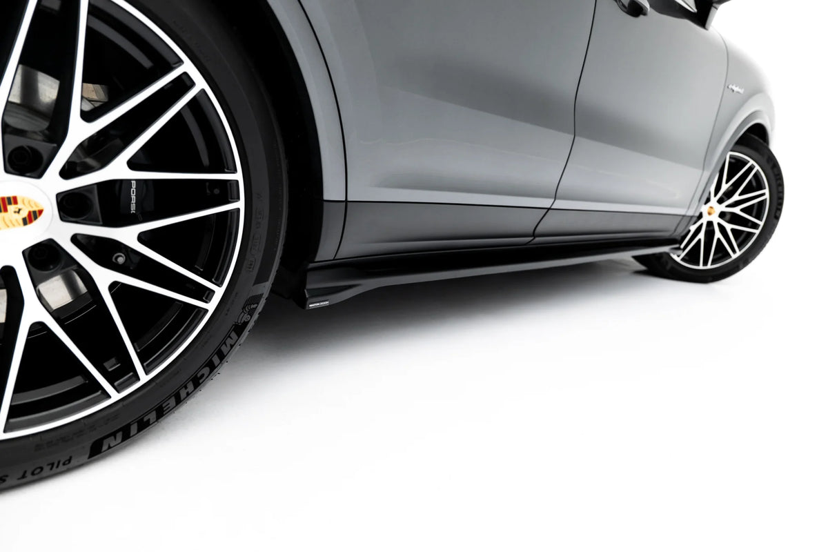 Side Skirts Diffusers V.1 suitable for Porsche Cayenne SUV / Coupe Mk3 Facelift