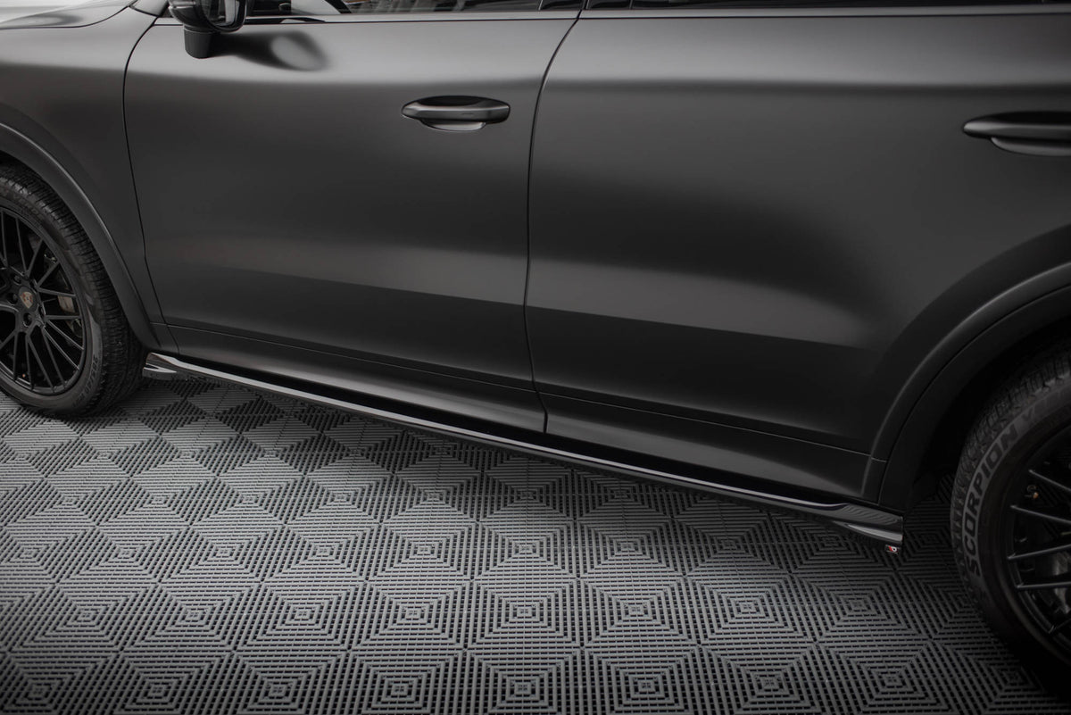 Side Skirts Diffusers V.1 suitable for Porsche Cayenne Sport Design / Turbo SUV / Coupe Mk3 / Mk3 Facelift