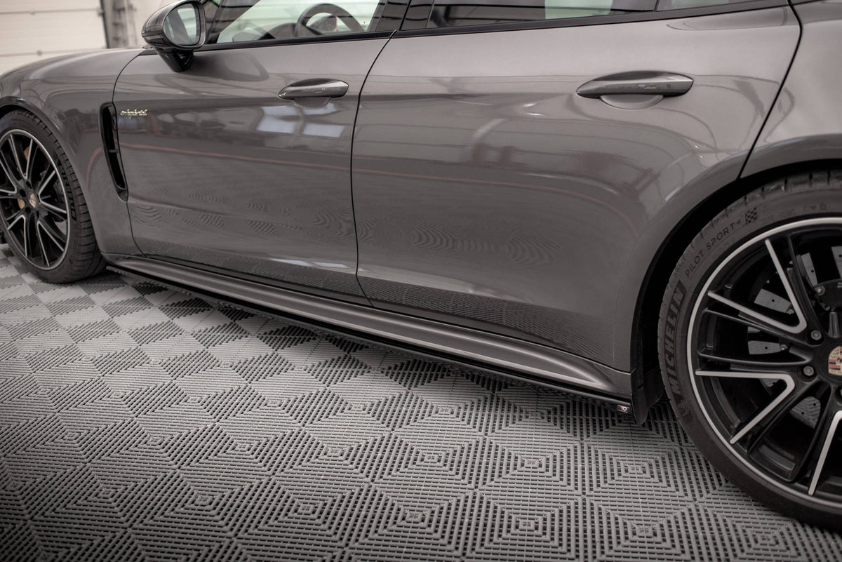 Side Skirts Diffusers V.1 suitable for Porsche Panamera Turbo S E-Hybrid / Panamera E-Hybrid / Panamera 4S 971
