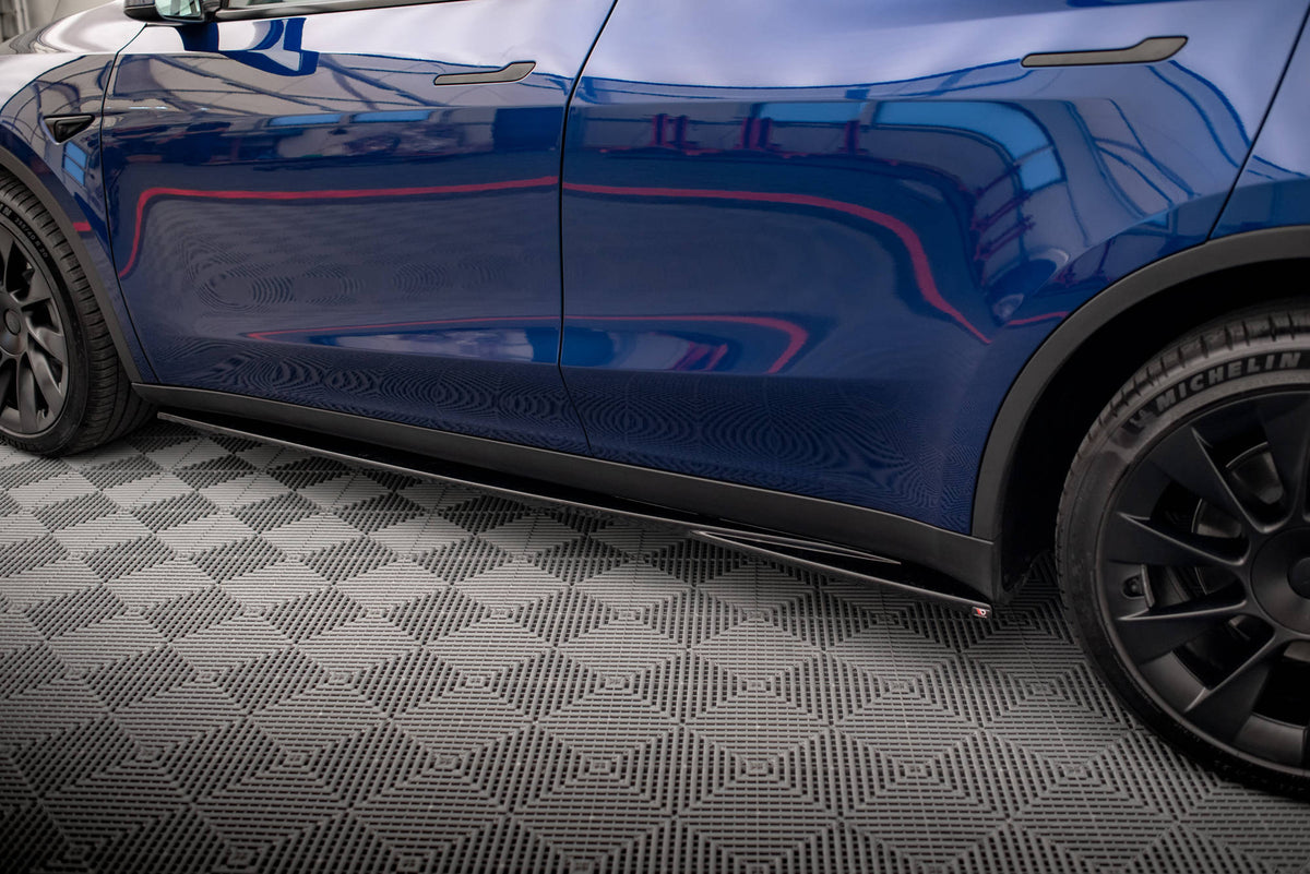 Side Skirts Diffusers V.1 suitable for Tesla Model Y