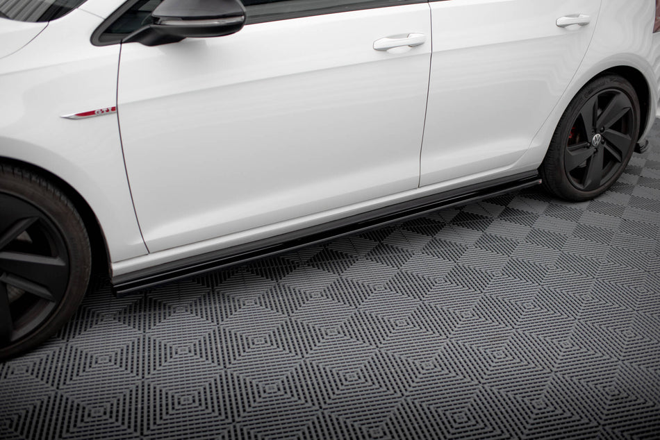 Side Skirts Diffusers V.1 suitable for Volkswagen Golf GTI / GTD Mk7 / Mk7 Facelift  (wide)