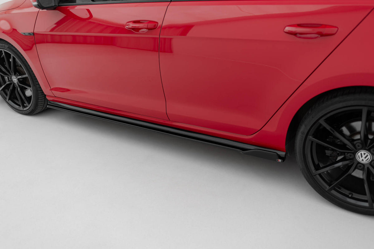 Side Skirts Diffusers V.1 suitable for Volkswagen Golf R / R-Line Mk7 Facelift