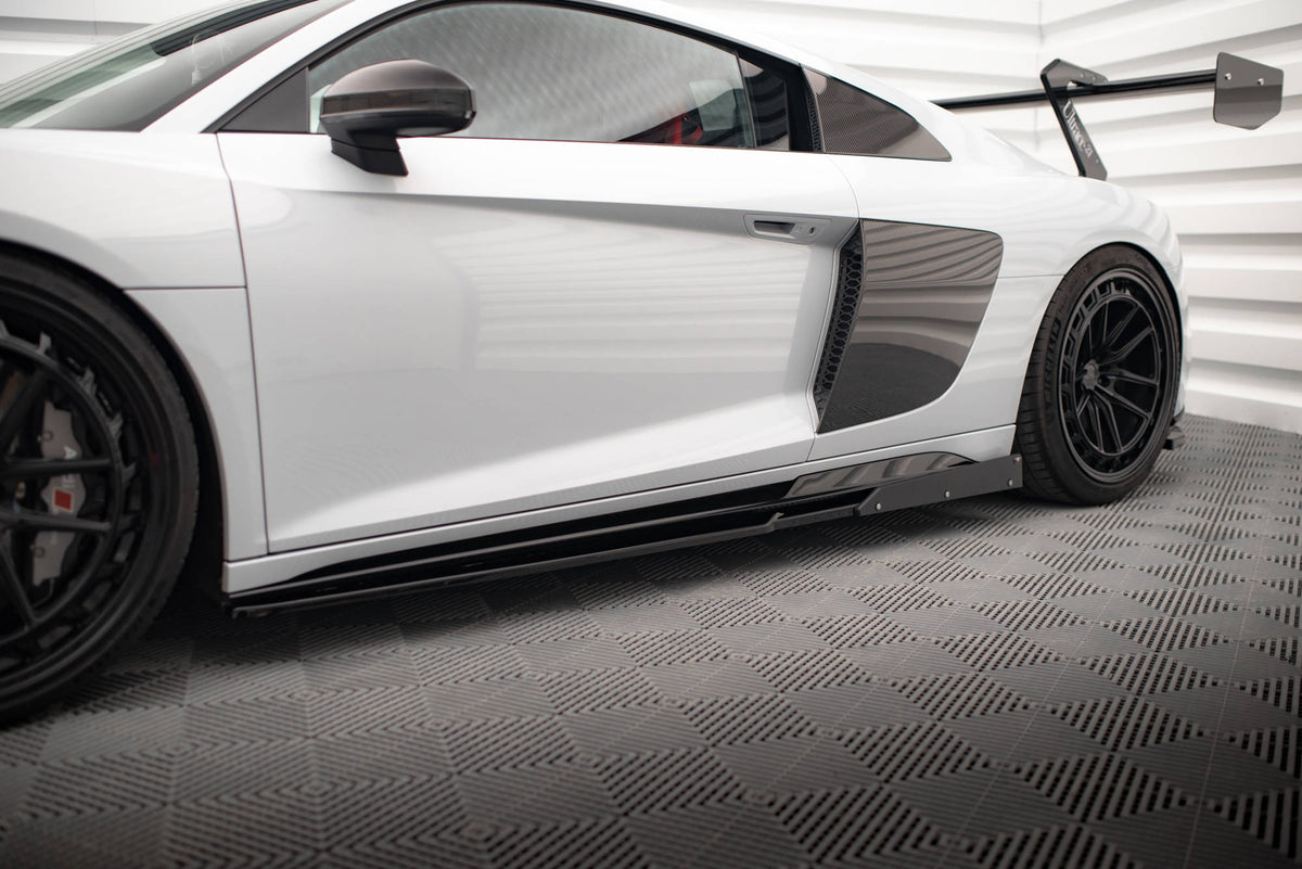 Side Skirts Diffusers  V.2+ Flaps suitable for Audi R8 Mk2 Facelift