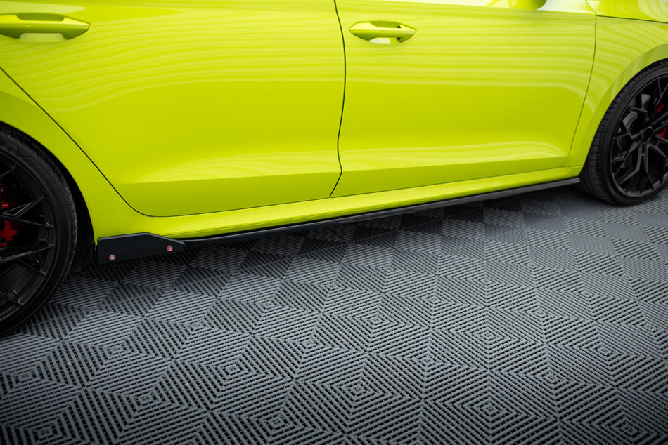 Side Skirts Diffusers V.2 + Flaps suitable for Skoda Octavia RS Liftback / Combi Mk4