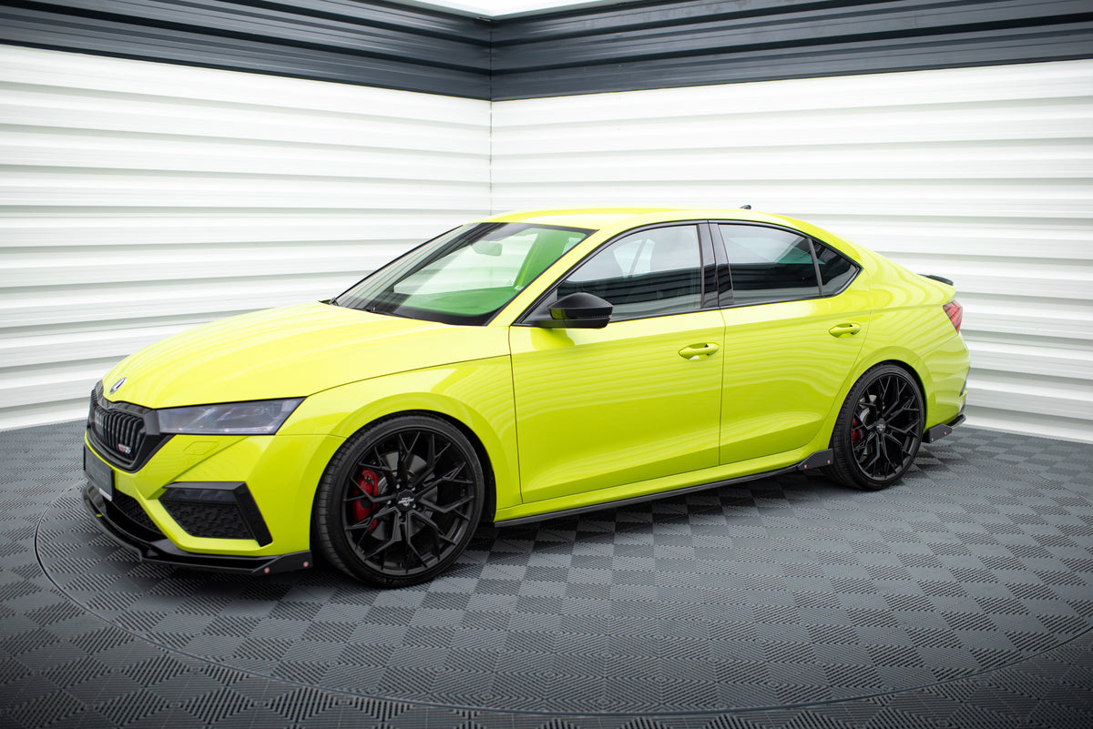 Side Skirts Diffusers V.2 + Flaps suitable for Skoda Octavia RS Liftback / Combi Mk4