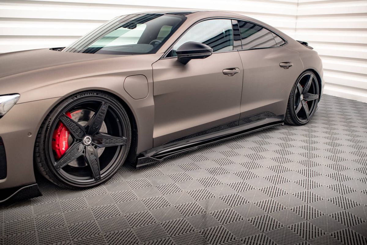 Side Skirts Diffusers V.2 suitable for Audi e-Tron GT / RS GT Mk1